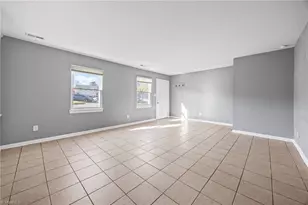 5723 Bramblegate Rd, Greensboro, NC 27409 - Photo 13