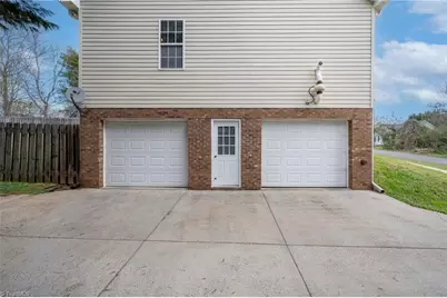 3627 Signet Drive, Winston-Salem, NC 27101 - Photo 41