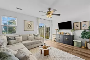 14 Meadow Crossing Ct, Greensboro, NC 27410 - Photo 13