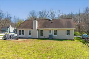 6300 Ridge Haven Rd, Greensboro, NC 27410 - Photo 25