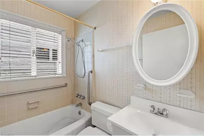 619 W Lexington Avenue, High Point, NC 27262 - Photo 25