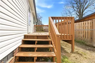 1109 Benjamin Benson St, Greensboro, NC 27406 - Photo 31