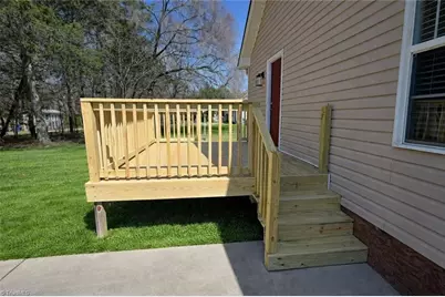 2208 Foxfire Lane, Burlington, NC 27217 - Photo 19