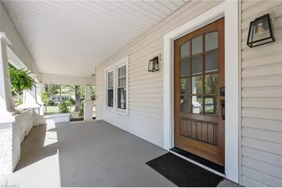 303 E Swannanoa Avenue, Liberty, NC 27298 - Photo 7