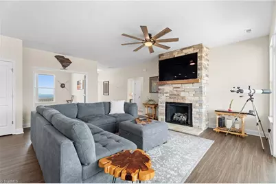 282 Howell Road, Pilot Mountain, NC 27041 - Photo 9