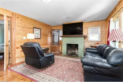 9309 S Nc Highway 87, Graham, NC 27253 - Photo 5