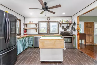 9309 S Nc Highway 87, Graham, NC 27253 - Photo 11