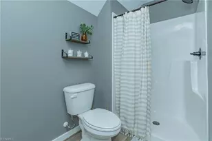 131 Lake Dr 10, Lexington, NC 27292 - Photo 27