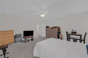 5536 Baverhof Dr, Greensboro, NC 27405 - Photo 21