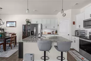 1245 Evelynnview Ln, Kernersville, NC 27284 - Photo 11