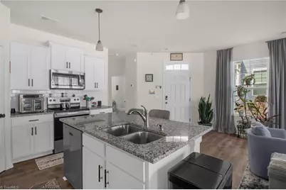 1245 Evelynnview Lane, Kernersville, NC 27284 - Photo 9