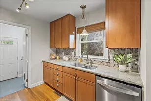 1629 Ardsley St, Winston-Salem, NC 27103 - Photo 11