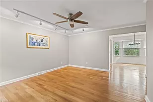 1629 Ardsley St, Winston-Salem, NC 27103 - Photo 5