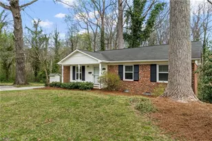 1629 Ardsley St, Winston-Salem, NC 27103 - Photo 3