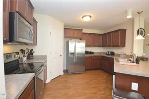 7505 Oliver Park Dr, Whitsett, NC 27377 - Photo 13