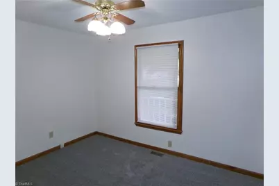 844 Leichester Square Court, Kernersville, NC 27284 - Photo 21