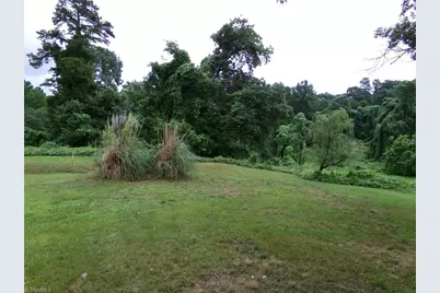 844 Leichester Square Court, Kernersville, NC 27284 - Photo 9