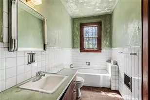 1419 Westbrook Dr, Winston-Salem, NC 27103 - Photo 15