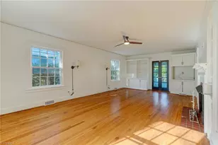 406 Westdale Pl, Greensboro, NC 27403 - Photo 5