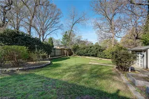 406 Westdale Pl, Greensboro, NC 27403 - Photo 31