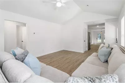 629 Rockspring Road, High Point, NC 27262 - Photo 9