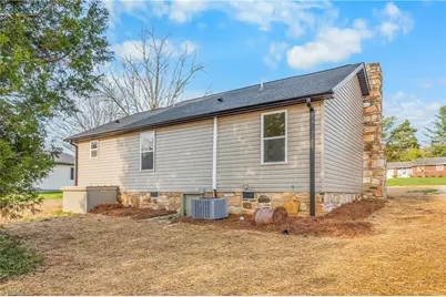 5424 US Highway 21, Jonesville, NC 28642 - Photo 23