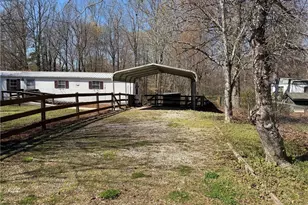 2050 Pondarosa Dr, Kernersville, NC 27284 - Photo 3