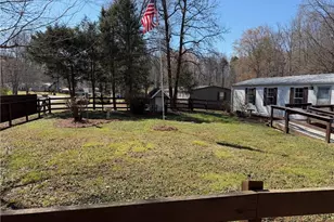 2050 Pondarosa Dr, Kernersville, NC 27284 - Photo 5