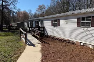 2050 Pondarosa Dr, Kernersville, NC 27284 - Photo 7