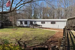 2050 Pondarosa Dr, Kernersville, NC 27284 - Photo 1