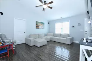 407 Church St, Kernersville, NC 27284 - Photo 5