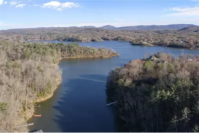 490 Blue Heron Lane, Wilkesboro, NC 28697 - Photo 5