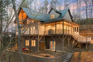 490 Blue Heron Ln, Wilkesboro, NC 28697 - Photo 3