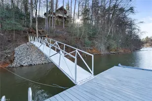 490 Blue Heron Ln, Wilkesboro, NC 28697 - Photo 5