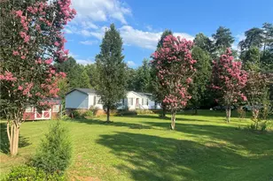 1024 Frans Rd, Westfield, NC 27053 - Photo 3