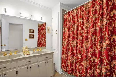 111 Pratt Street, Madison, NC 27025 - Photo 27