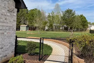 216 Parks Meadows Dr, Lexington, NC 27292 - Photo 9