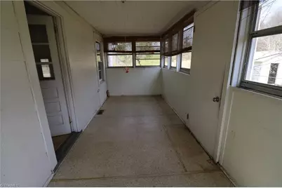 2389 Greensboro Street Extension, Lexington, NC 27295 - Photo 15