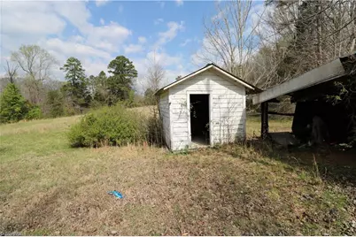 2389 Greensboro Street Extension, Lexington, NC 27295 - Photo 21