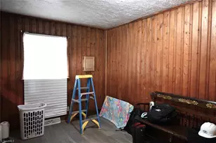 23961 Crumptown Rd, Wagram, NC 28396 - Photo 15