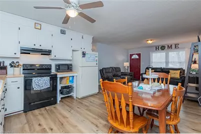 2047 Old Mountain Road, Lexington, NC 27292 - Photo 13