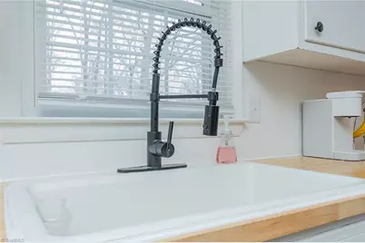 2047 Old Mountain Road, Lexington, NC 27292 - Photo 11