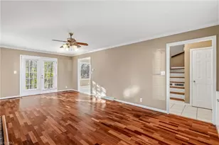 4 Holdsworth Ct, Greensboro, NC 27455 - Photo 23