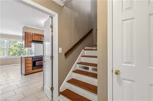 4 Holdsworth Ct, Greensboro, NC 27455 - Photo 11