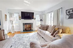 224 Country Club Rd, Mount Airy, NC 27030 - Photo 5