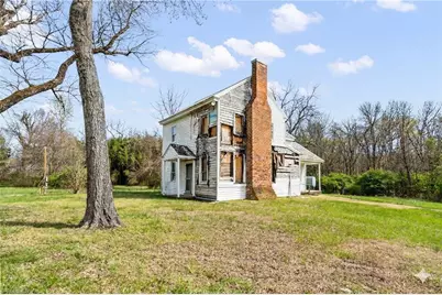 606 E Springfield Road, High Point, NC 27263 - Photo 23