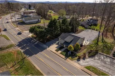 913 N Bridge Street, Elkin, NC 28621 - Photo 33