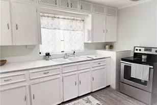 722 Maiden Ln, Mount Airy, NC 27030 - Photo 7