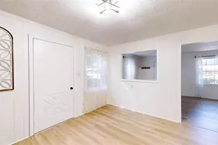 1500 Fries Dr, Winston-Salem, NC 27101 - Photo 7