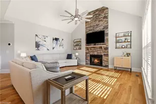 8101 Joseph Weston Ct, Greensboro, NC 27455 - Photo 9